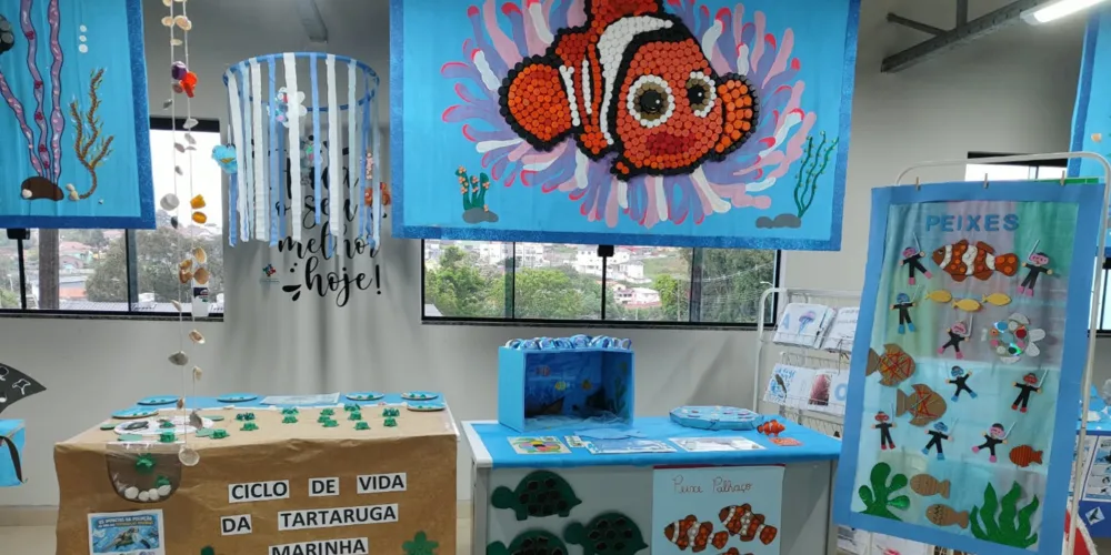 Durante a mostra, os alunos exploraram o universo do fundo do mar