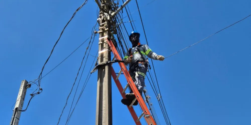 Ação também permitiu a regularização de 2,5 quilômetros da rede elétrica