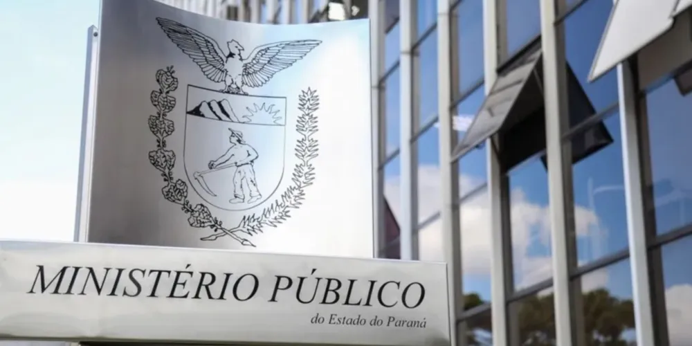 O grupo é acusado da prática dos crimes de associação para o tráfico, tráfico de drogas, lavagem de dinheiro e corrupção ativa e passiva