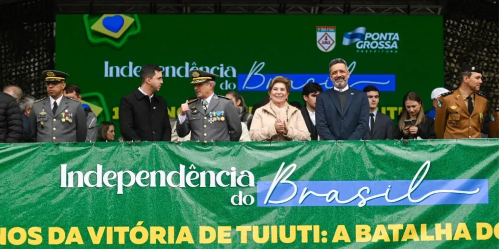 A prefeita Elizabeth Schmidt abriu o cerimonial por volta das 9h30