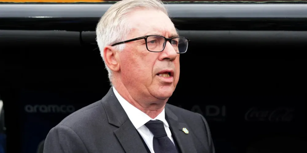 Carlo Ancelotti é alvo de críticas após seleção brasileira empatar com a Austrália