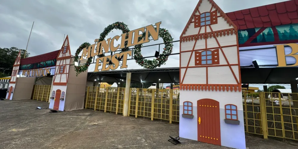 O evento estava previsto para ocorrer entre os dias 6 e 15 de novembro, no Centro de Eventos