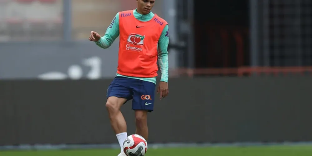Lateral do Monaco, Vanderson foi convocado por Carlo Ancelotti, neste sábado (19/9), para a Seleção Brasileira