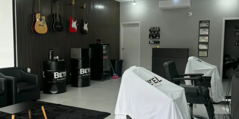 Nome Betel significa “Casa de Deus” e representa o propósito que orienta a barbearia