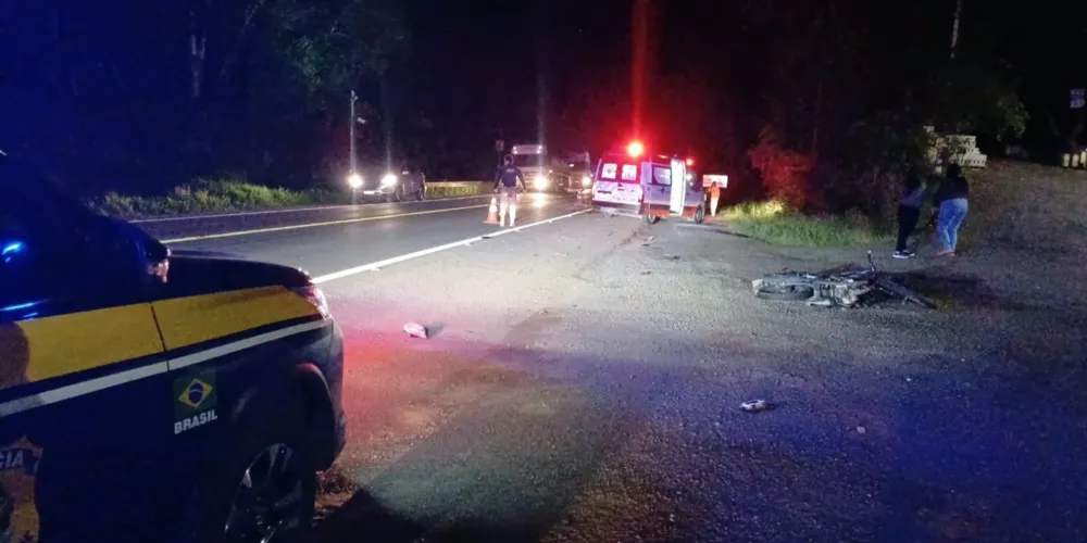 Colisão frontal envolveu dois veículos no início da noite deste sábado; condutor do automóvel testou negativo para álcool