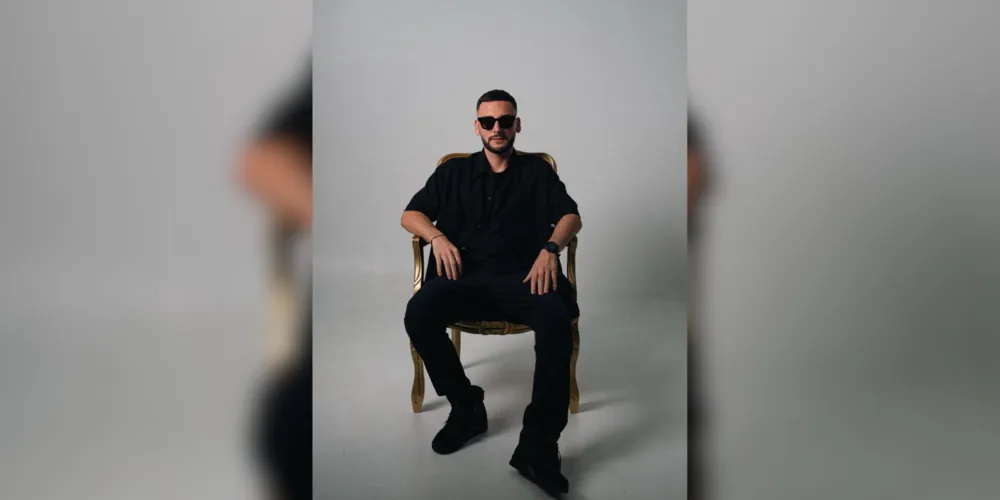 Natural de Lille, no norte da França, Baresko construiu sua trajetória a partir de influências da house music e do hip-hop