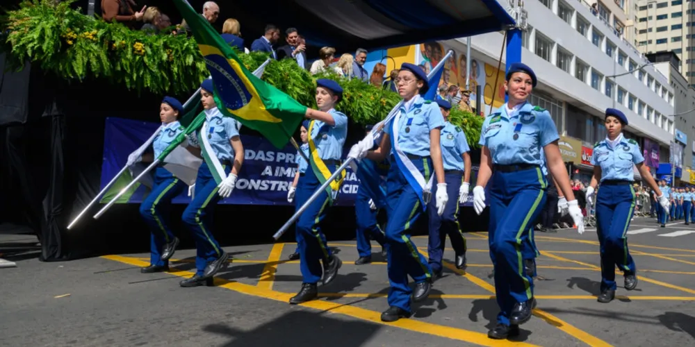 A cobertura do desfile terá uma super produção do Portal, com câmeras espalhadas pela Avenida Vicente Machado