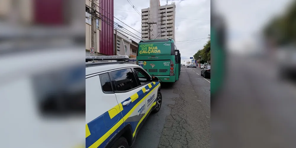 A situação aconteceu por volta das 15h, na Rua Coronel Bittencourt
