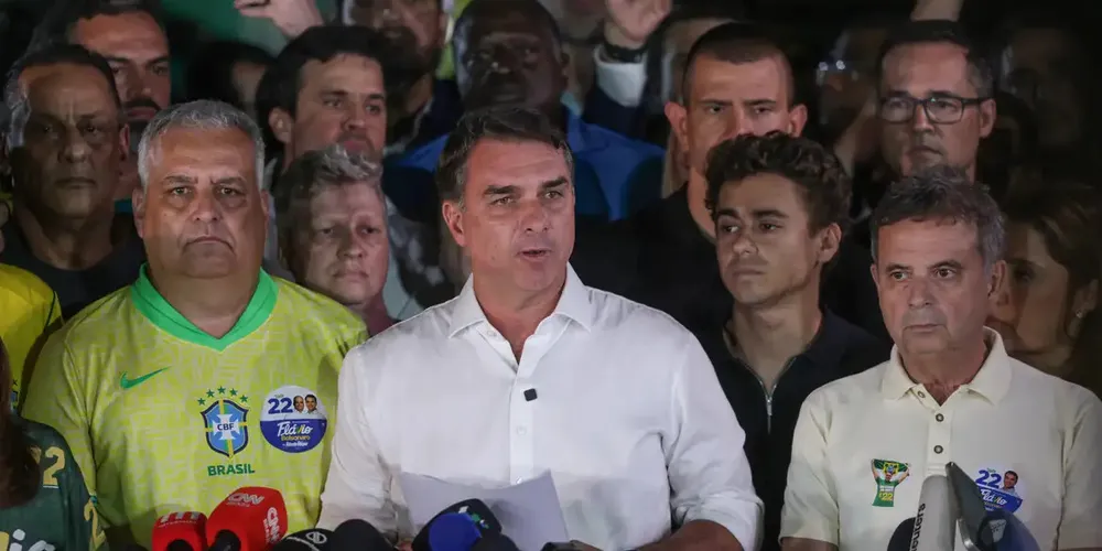 Flávio Bolsonaro (PL) foi derrotado por Lula da Silva (PT) na disputa pela Presidência da República