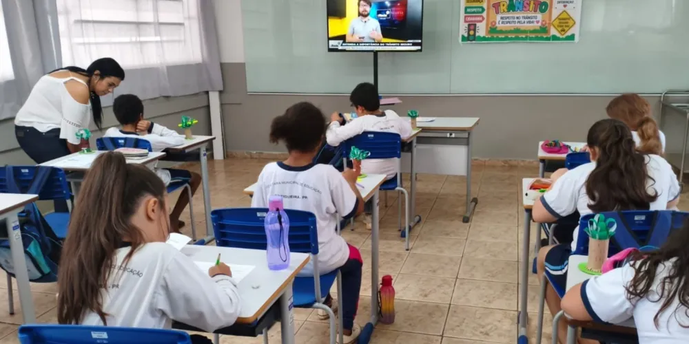 Videoaula do Vamos Ler contribuiu com trabalho em sala de aula