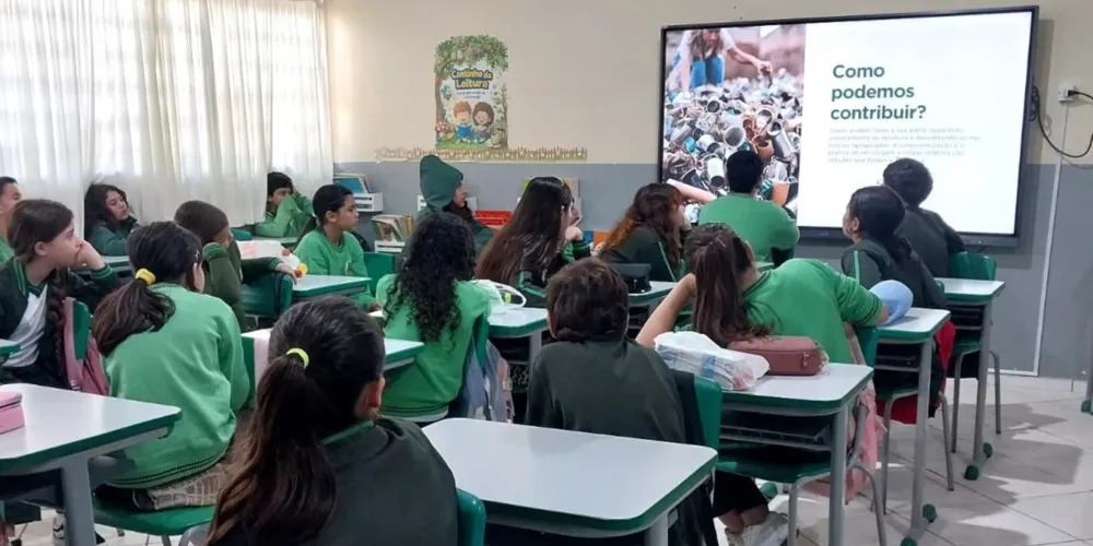 Educandos puderam extrair importantes informações em sala
