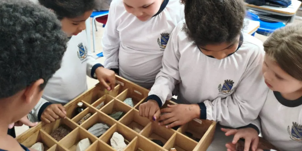 Educandos puderam observar diferentes composições