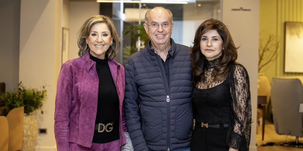A Diretoria do Clube agradece a Família Carneiro, proprietários, pela maravilhosa homenagem