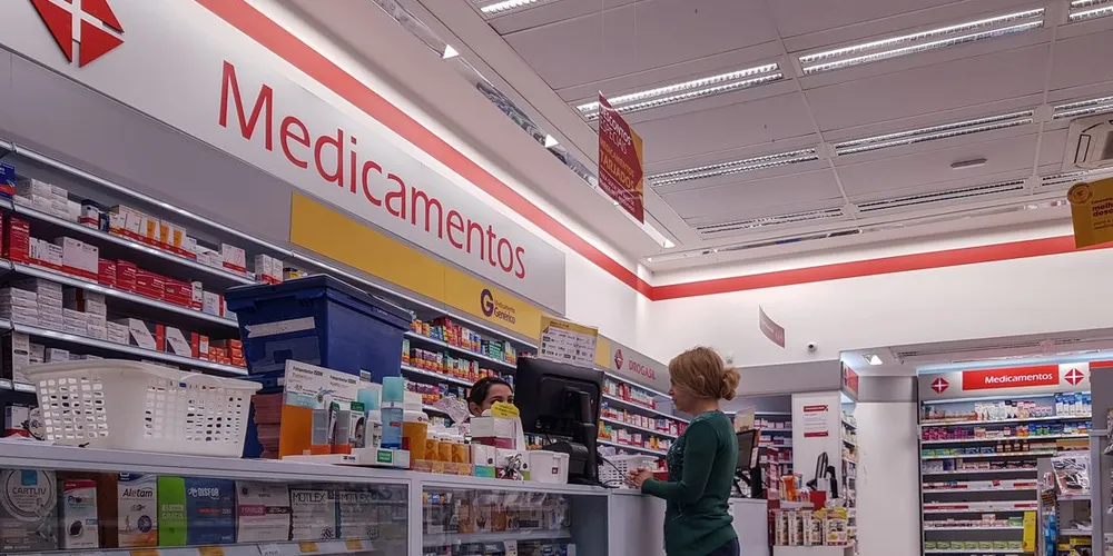 Em nota, a Anvisa destacou que a mudança não significa o fim das receitas em papel nem a obrigatoriedade de emissão eletrônica