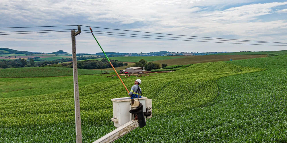 Nos últimos anos, a aproximação entre Copel e Ocepar tem ampliado o diálogo com cooperativas e produtores rurais em busca de soluções para demandas do campo