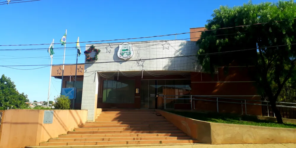 O decreto municipal estabelece três dias de luto