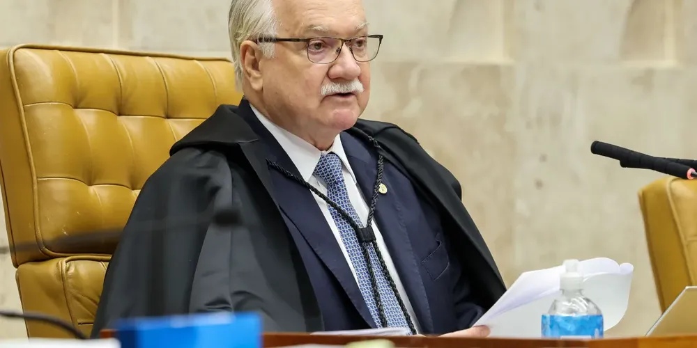 Edson Fachin em sessão do STF em 15 de setembro