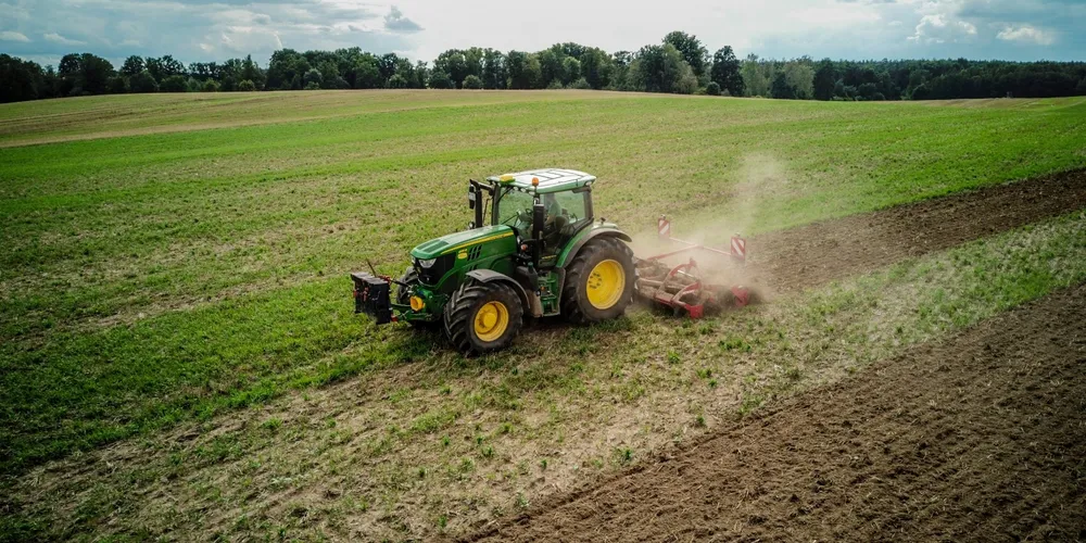 Nos dois primeiros meses da safra 2026/27, foram registrados R$ 62,50 bilhões em novas emissões de Cédulas de Produto Rural