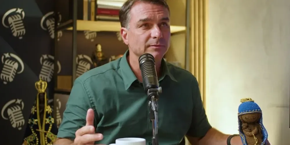 O senador e candidato à presidência da República, Flávio Bolsonaro (PL)