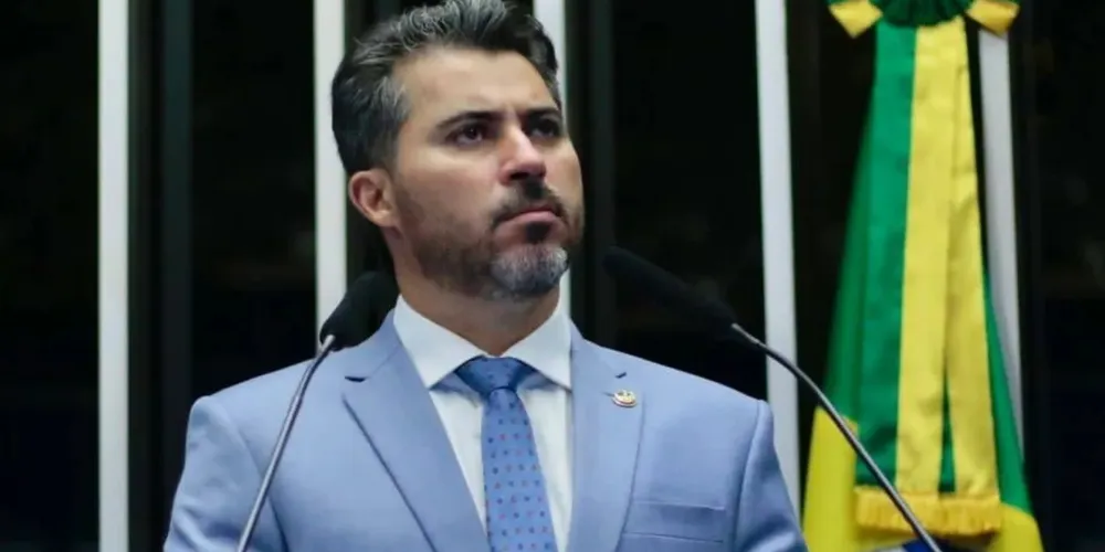 Legenda para foto


Marcos Rogério (PL) é eleito governador de Rondônia no primeiro turno, com 57,02% dos votos