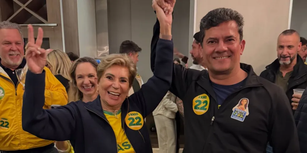 A prefeita Elizabeth Schmidt (PL) e o senador e governador eleito do Paraná, Sergio Moro (PL)