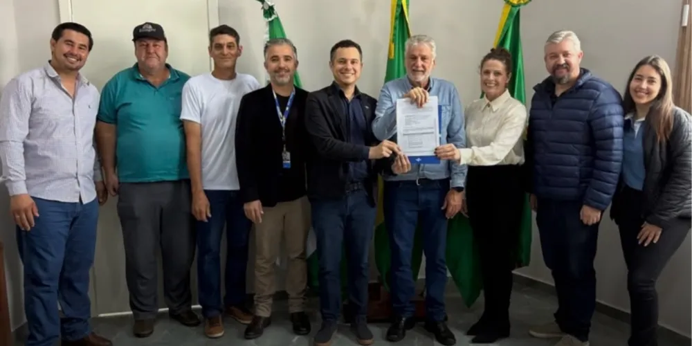 Assinatura do contrato foi realizada nesta quinta-feira (1º)