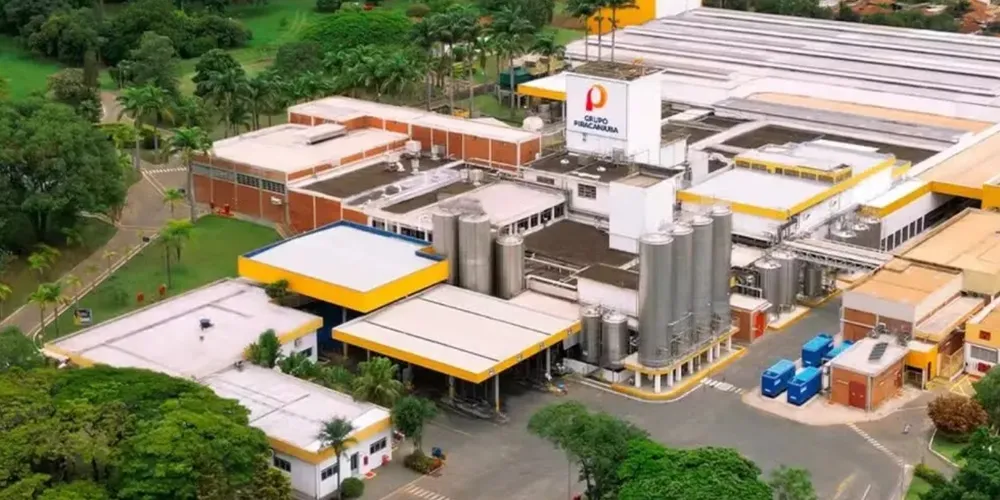 Complexo industrial em São Jorge d'Oeste (PR)
