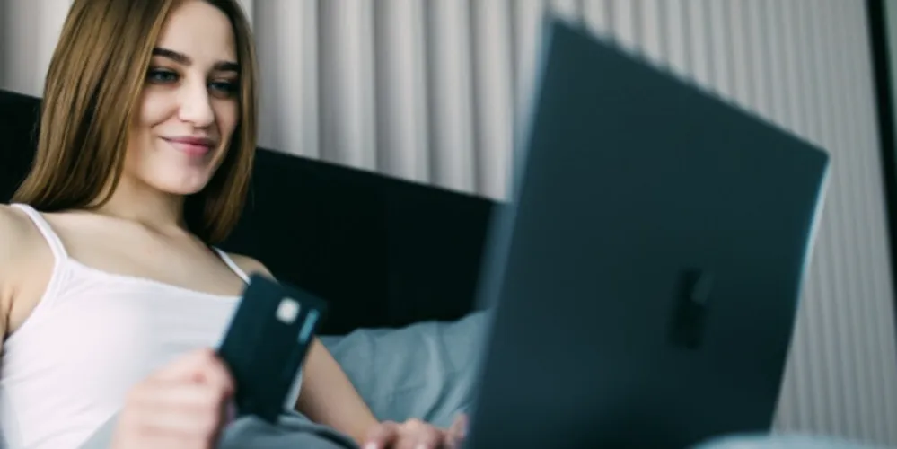 Ao realizar uma compra online, é fundamental escolher plataformas que ofereçam recursos avançados de proteção