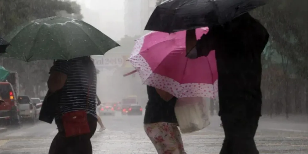 Devido ao período de chuva, a atenção deve ser redobrada
