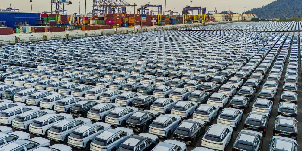 Entre janeiro e agosto de 2026, foram movimentados, entre importação e exportação, 107,1 mil veículos