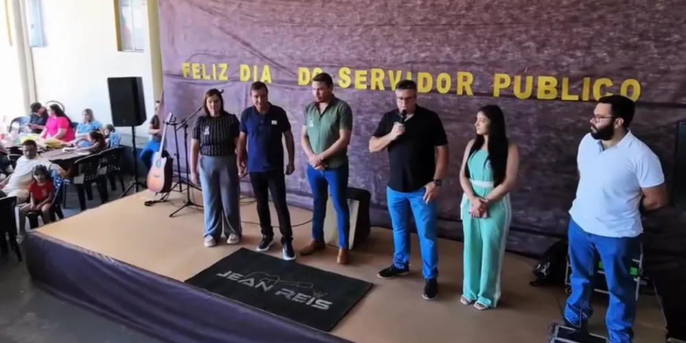 Anúncio foi feito durante almoço em comemoração ao Dia do Servidor Público de Curiúva