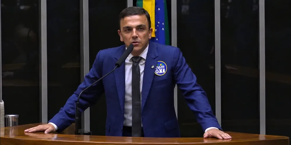 Aliel Machado votou por ajudar os MEIs do Brasil