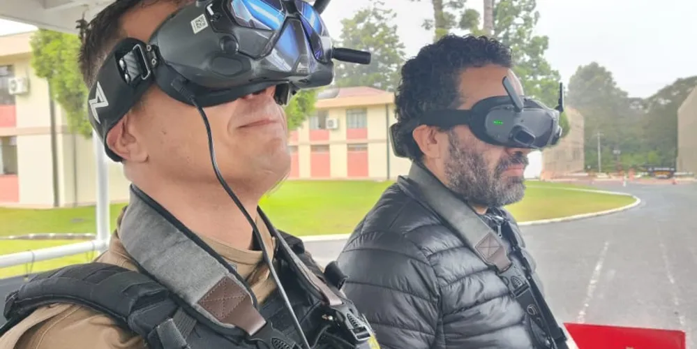 Apresentado pela empresa M1, o equipamento utiliza radiofrequência para identificar aeronaves remotamente pilotadas e obter informações como localização