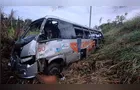 Capotamento de micro-ônibus deixa três mortos e 14 feridos