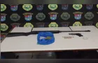 Drogas, munições e carabina são apreendidas com adolescente em Itaiacoca