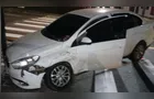 Mulher bate carro e acaba presa por embriaguez ao volante em PG