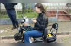 Mulher é flagrada pilotando autopropelido sem capacete e com criança em PG