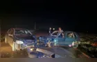 Cinco pessoas ficam feridas após colisão frontal na PR-364