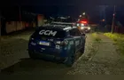 Homem se joga de carro em movimento e finge desmaio após briga familiar