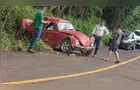 Mulher fica ferida após capotamento de Fusca em rodovia de Ivaiporã