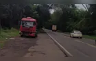 Colisão frontal entre carro e caminhão deixa dois feridos na PR-487
