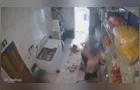 Escola é invadida no Paraná e jovens desperdiçam 400 ovos da merenda escolar
