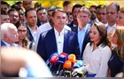 Flávio Bolsonaro desmente rumores e afirma que manterá Bolsa Família e Farmácia Popular