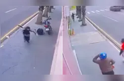 Dupla furta lanche de motoboy no Centro de Ponta Grossa