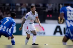 Gabriel Boschilia em ação no jogo contra o Avaí, no Estádio Germano Krüger