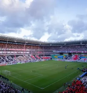 Santa Cruz empata com Maringá e voltará à Série B após 10 anos