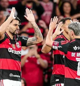 Flamengo vence o Corinthians e reassume a liderança do Brasileirão