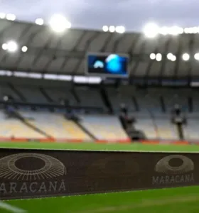 Tem jogo no domingo de eleição? Veja como fica o futebol brasileiro