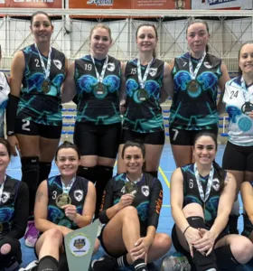 Fluxo Kweens e Molas Vôlei conquistam 1ª edição do Campeonato Municipal de Vôlei em PG