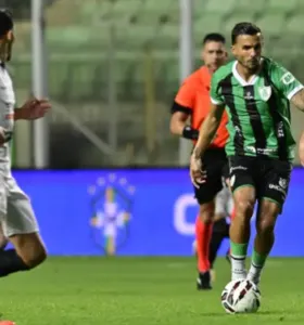 Operário é superado pelo América-MG no fim e perde chance de encostar no G-6